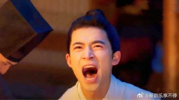 华浅以死威胁仲溪午,让他放了华戎舟,最后假死离开,家主崩溃