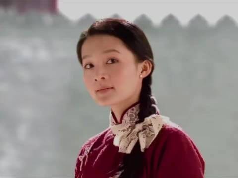 李沁 12年前就长这样哦,脸是真的,年龄是真的,实绩是真的