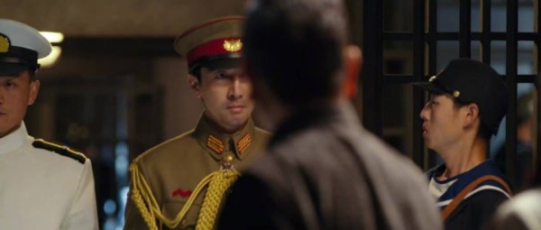 张鲁一霸气救张钧甯于危难,长河落日北京卫视热播