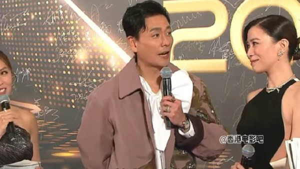 佘诗曼 黄宗泽 TVB颁奖典礼红毯➕采访