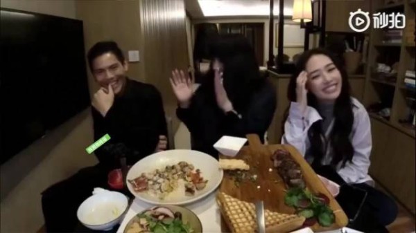 向华强称向佐郭碧婷未谈彩礼,向太赠儿媳3亿房产