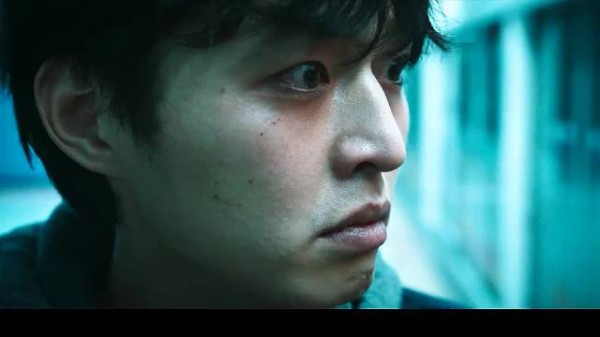 《诡异列车》一口气看完一整部恐怖片！