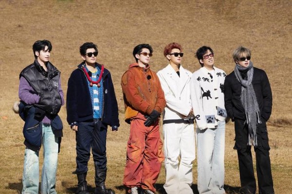 《宇宙闪烁请注意》:当红流量明星早晨素颜出镜,爆笑的下饭综艺