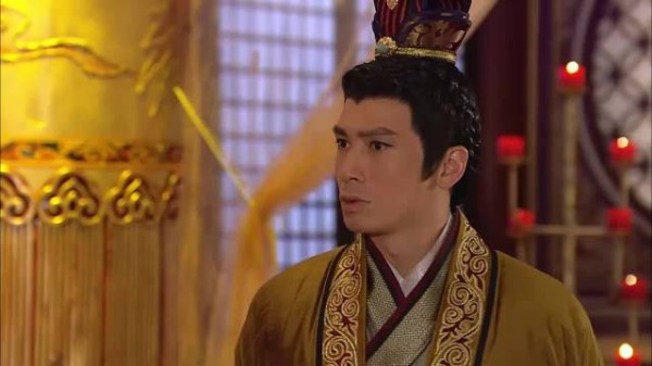 《宫心计》皇上祭天获德妃赠糖莲子，当场表白