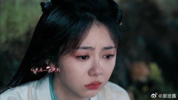 肖瑶只想带红烨离开，但她不要的位置好友却想要，嫉妒她了