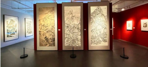 “雄关漫道”中探寻传统水墨的当代路径