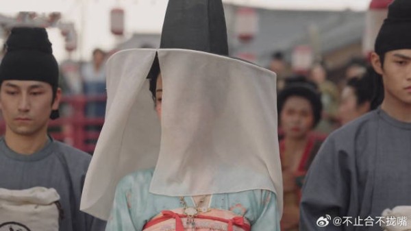 京兆府欺软怕硬,不肯受理民众案子,何惟芳将计就计!