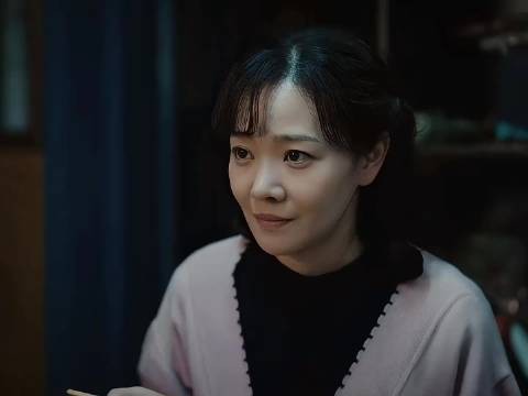 我们的日子：嫁给一个满眼都是你的人，几十年过去了日子依旧很甜