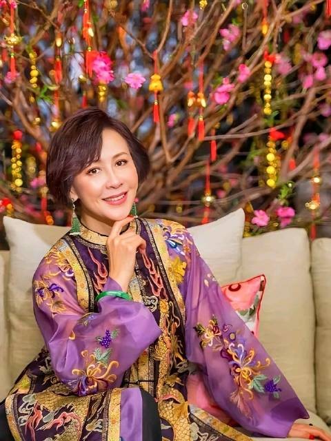 刘嘉玲谈梁朝伟为戏痴迷，展现高情商人生智慧