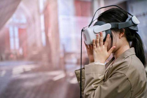 广州图书馆推出卡拉瓦乔VR体验展 沉浸式感受光影艺术魅力