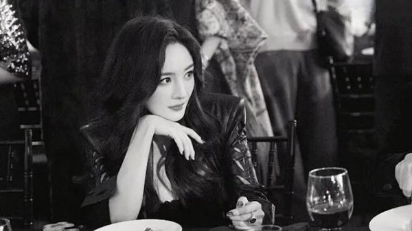 杨幂: 骂你的话都是草船借来的箭 ！只待东风