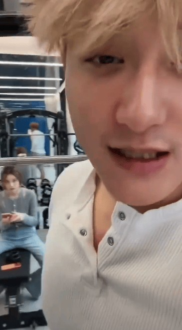 黄子韬直播回应“吵架”传闻：称夫妻恩爱得很