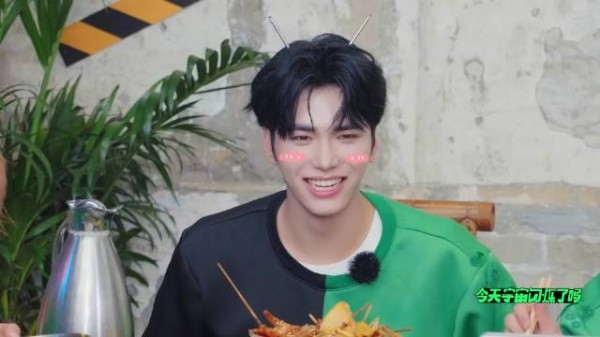 刘耀文自曝韬化进度90%，模仿黄子韬语气口音