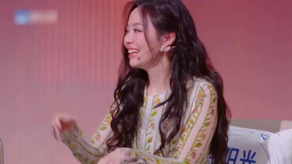 张碧晨点评姚琛，被胡彦斌八卦，立马回怼：你管呢