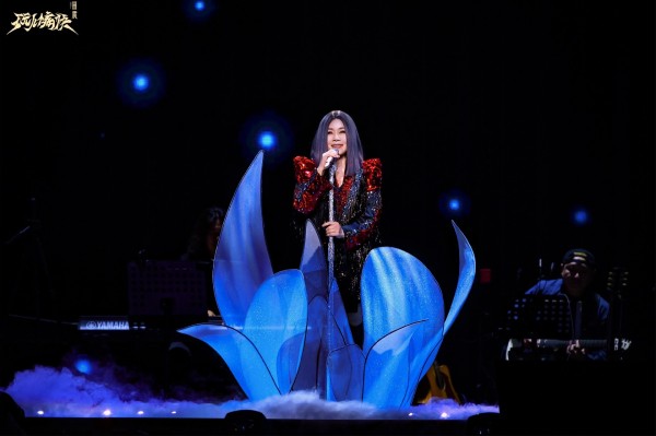 梧桐冬夜温情见证重逢 田震首次南京个唱声动金陵