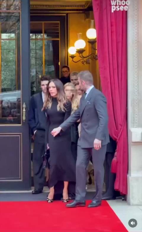 贝克汉姆维多利亚一家现身巴黎