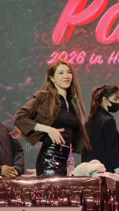 不是 谁允许露出这么多毛肚了!