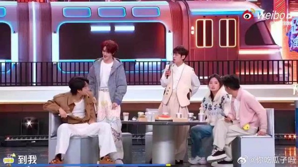 所以听到“孟子义”就会立马联系“李昀锐”是吧！大家都已经明里暗里知道了吧