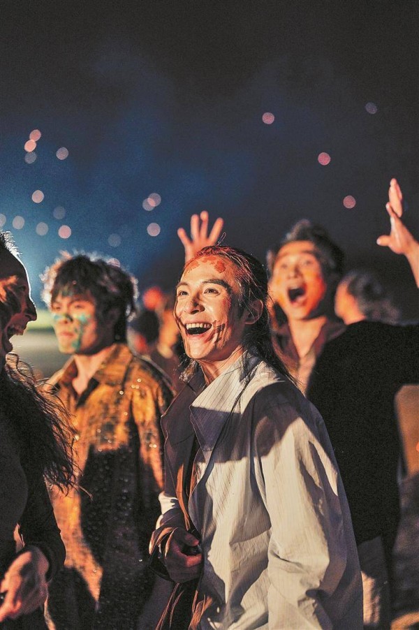 用舞蹈作答AI时代生命本质