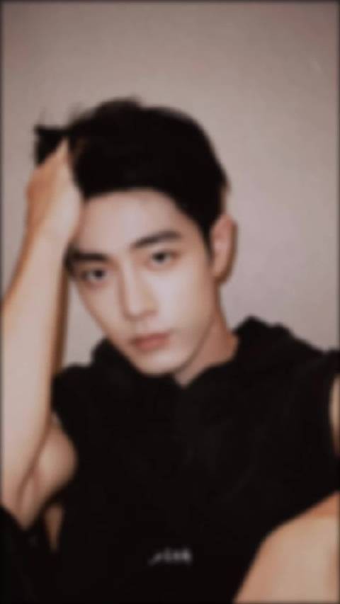 素颜的萌俊～认真自律的模样想亲亲哦