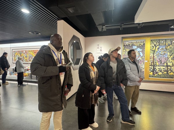 译者踏进原乡,文字跨越山海