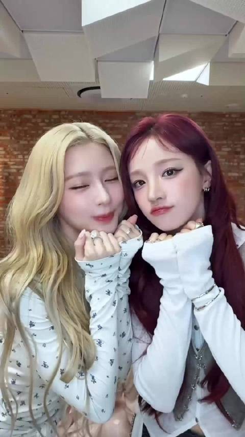 《Mono + Kitty》美神降临令人窒息!