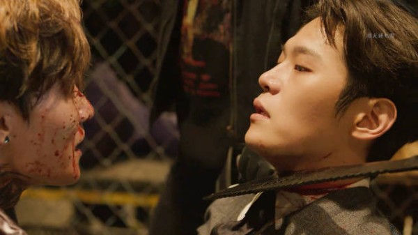 表面缉毒警,实则黑帮卧底,这身份太疯批了!