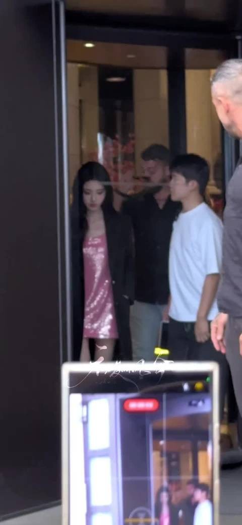 昨晚就被这个视频美到了