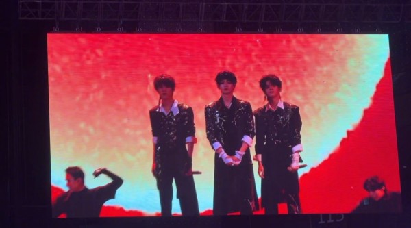 朱志鑫张泽禹左航原创中国风《决》舞台