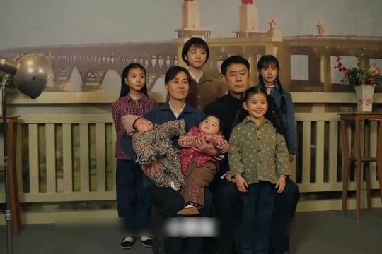 男人虽然有六个女儿,但女婿是一个比一个顶,但结局却出乎意料