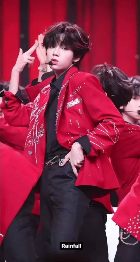 好喜欢闭嘴跳舞这个舞台 王橹杰表现好棒