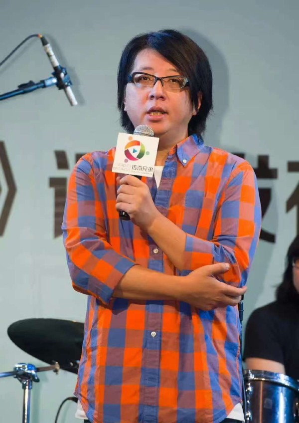 台湾知名音乐人袁惟仁去世,年仅57岁,代表作《执迷不悔》《旋木》《征服》等