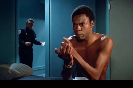 小伙凭借精湛的口技,成功入选了警队