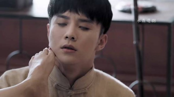 富婆调戏瞎子按摩师,不料瞎子是个下蛊高手