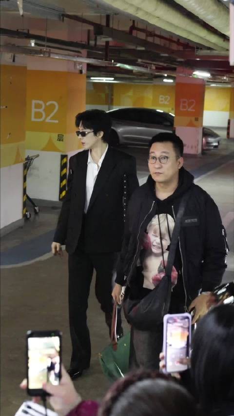 2026.02.09晚你好星期六下班啦 辛苦啦