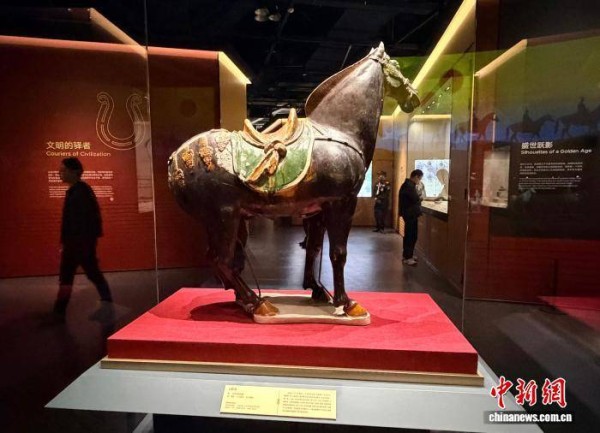 上海科技馆携手故宫博物院推出马年科技文化特展