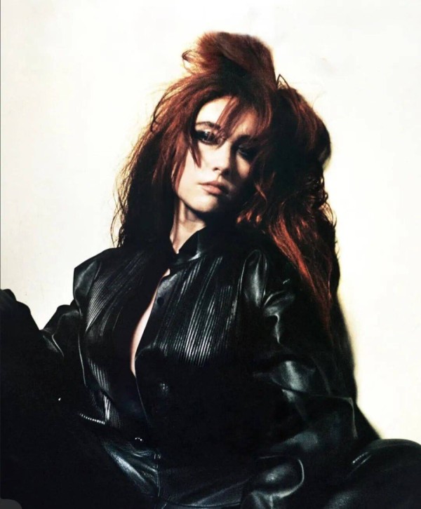 她把经纪公司炒了！