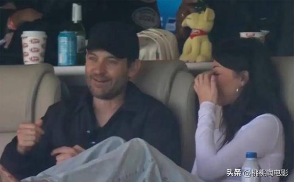 50岁“蜘蛛侠”新恋情:密会20岁女模,女方仅比亲生女儿大一岁