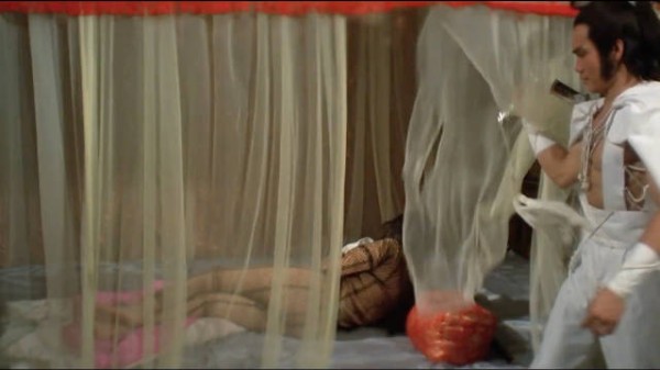 邵氏武侠动作片，那个时候的尺度真大！