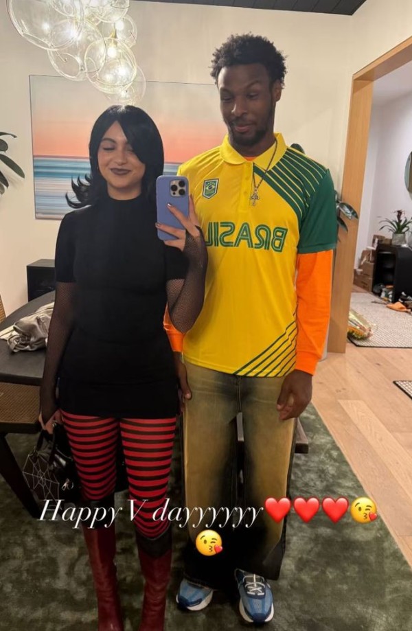 布朗尼情人节晒与女友合影！两人都是星二代 已见过双方父母