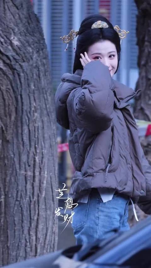 王楚然春晚上班!这个造型怎么这么像我们虞晚音啊