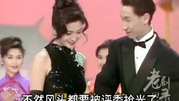 幸好当年的选美冠军是她,不然全都被评委关之琳艳压了!