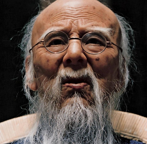 齐白石画的两只老鹰,一只卖了9890万元,另一只却卖出4.25亿天价