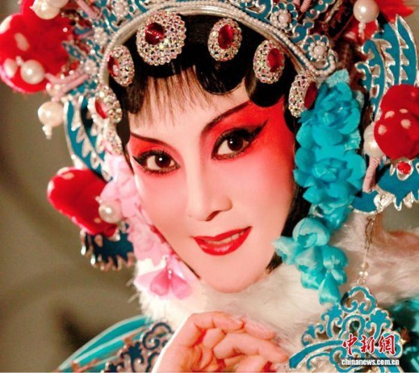 (新春走基层)中国戏剧梅花奖得主张建敏:青春戏曲不在年龄在朝气