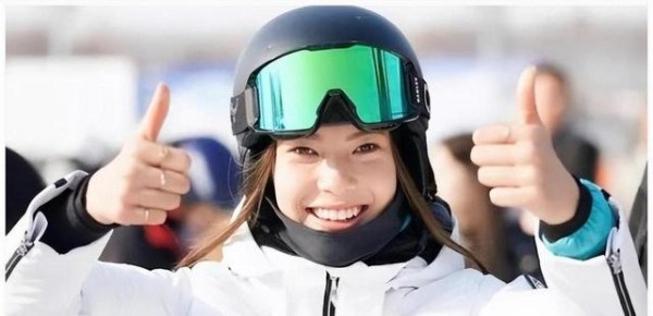 谷爱凌勇敢面对美国攻击：街头遭殴、宿舍闯入，她展现了真实的勇气与坚持