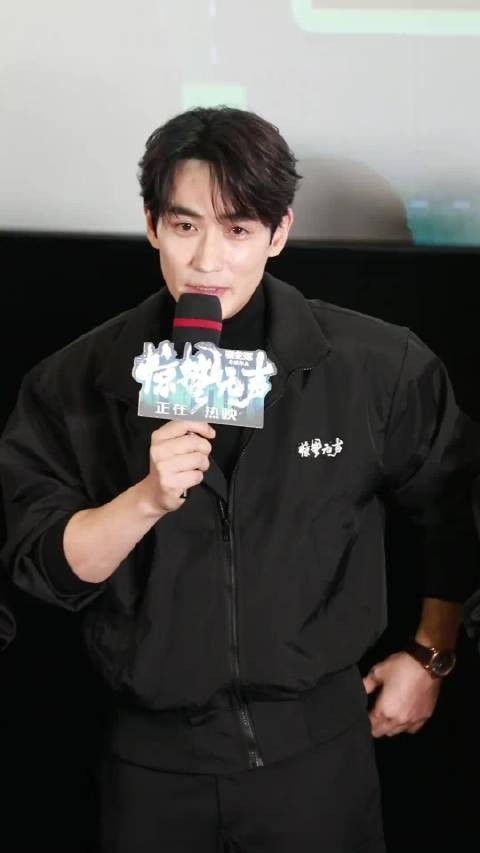 朱一龙说很难演一个在家里是诗诗跑出来是师姐(杨幂)这样的角色朱一龙