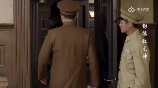 彭德怀元帅:女军人硬闯彭德怀办公室,一问原因,竟是部队裁员将她裁了!