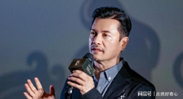 吕良伟老婆原来是她,高材生曾是深圳商会会长,难怪婚姻能够美满