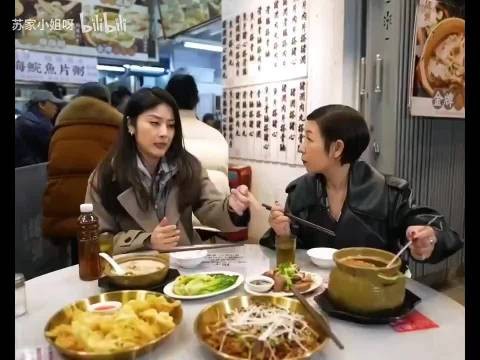 陈慧琳太敢说了!大排档直言被儿子使唤,还爆娃孤寒