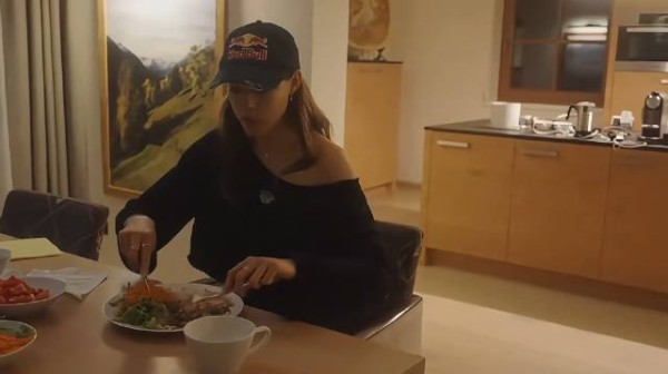 谷爱凌三餐不离米饭，随身携带小饭锅